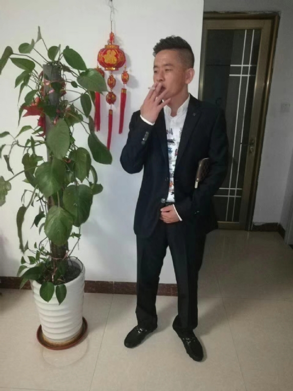 男人三十而立的第二张照片--珠海相亲服务中心