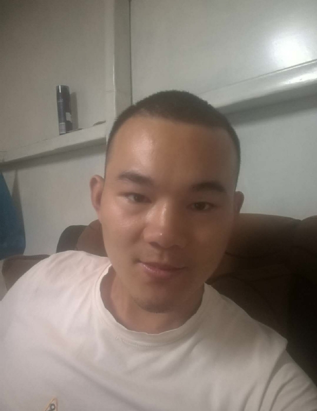小強。。的第一张照片--珠海相亲服务中心