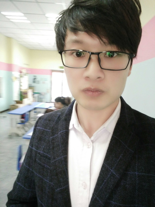 峰的呢喃的第一张照片--珠海相亲服务中心