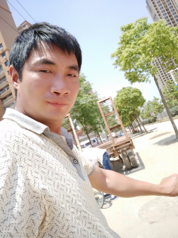勇哥的第一张照片--珠海相亲服务中心