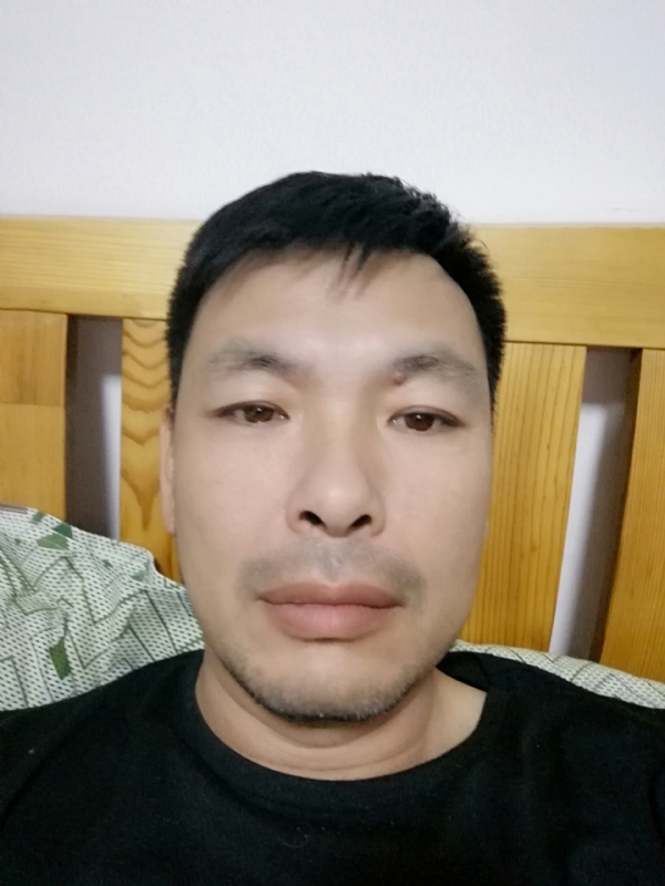 不爱当牛的第一张照片--珠海相亲服务中心