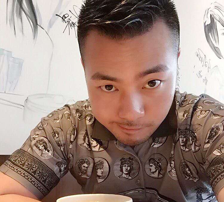 刘江平的第一张照片--珠海相亲服务中心
