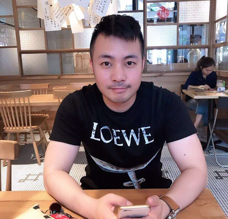 刘江平的第四张照片--珠海相亲服务中心