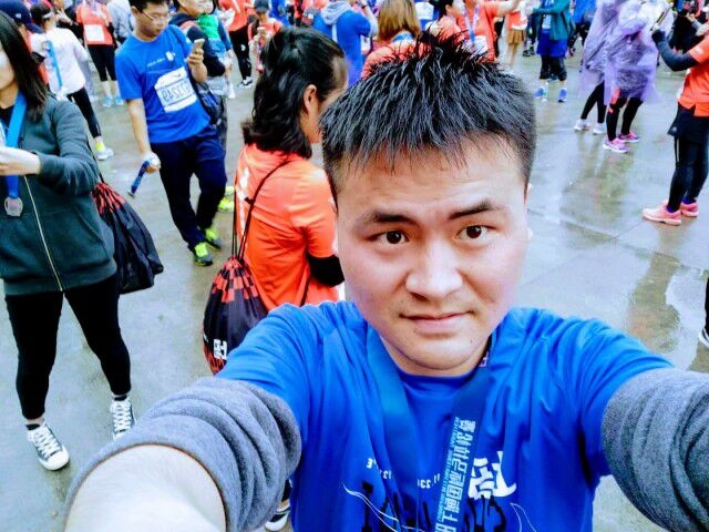 小五在跳舞的第一张照片--珠海相亲服务中心