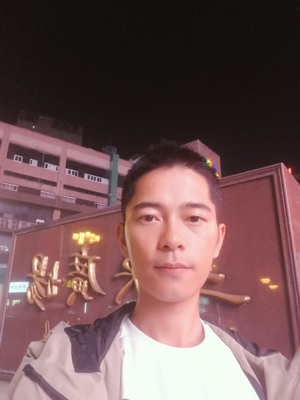 重庆小林的第一张照片--珠海相亲服务中心