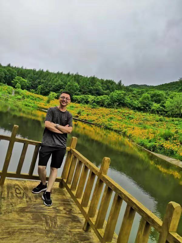 正能量的第三张照片--珠海相亲服务中心