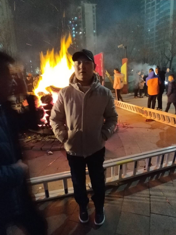 爱情里的俩个人的第二张照片--珠海相亲服务中心