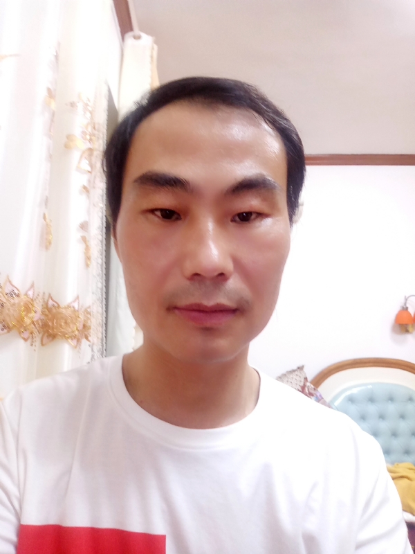 光明的第一张照片--珠海相亲服务中心