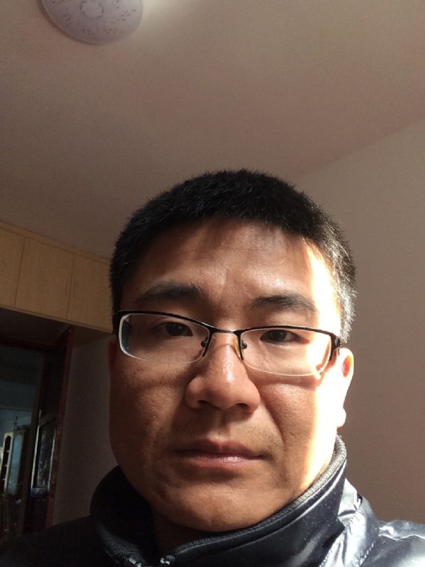 余浩浩的第一张照片--珠海相亲服务中心