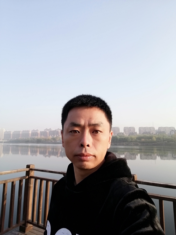 蓝颜的第一张照片--珠海相亲服务中心