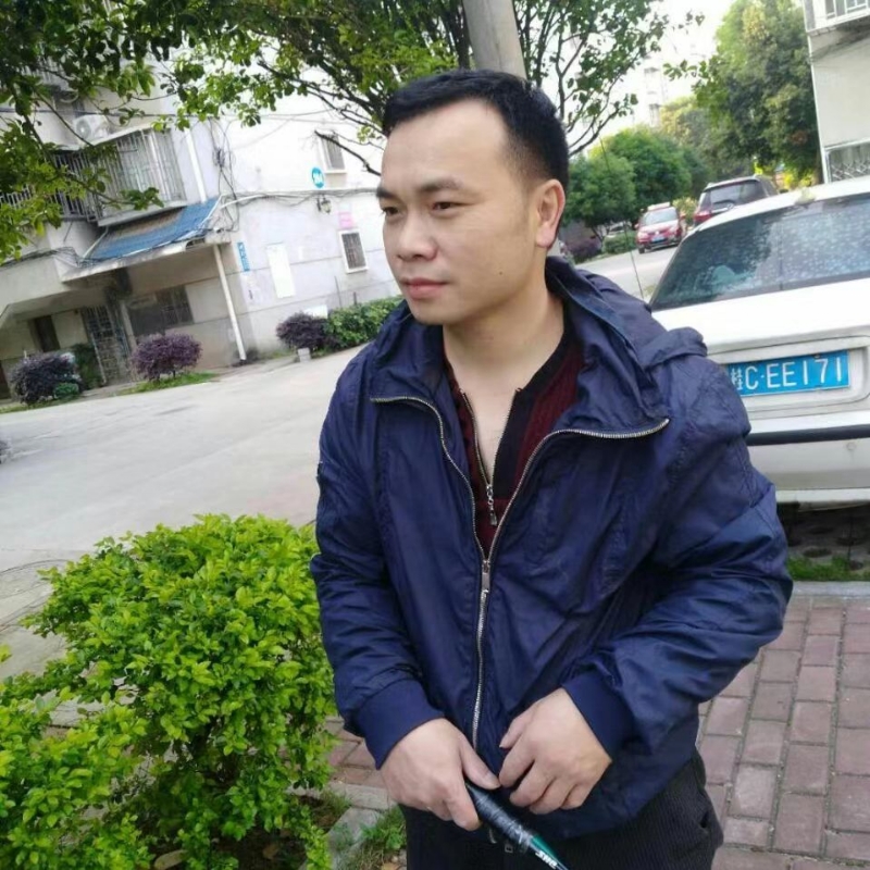 灰色足迹的第一张照片--珠海相亲服务中心