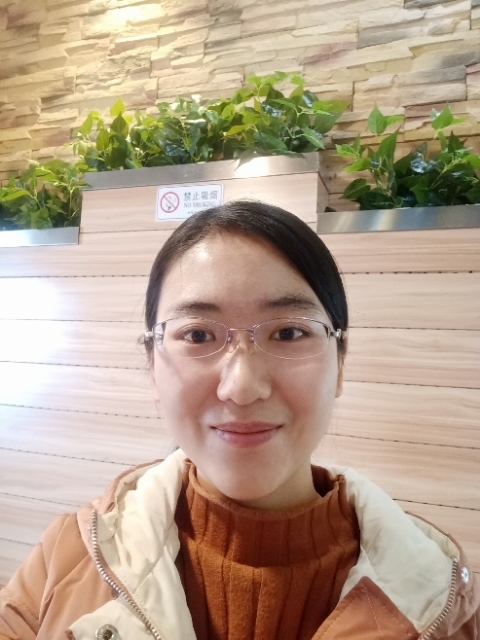 品性内外兼优教育人的第四张照片--珠海相亲服务中心