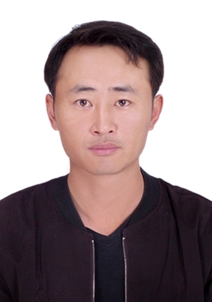 淡漠痕的第二张照片--珠海相亲服务中心