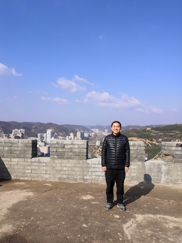 人间不值得的第一张照片--珠海相亲服务中心