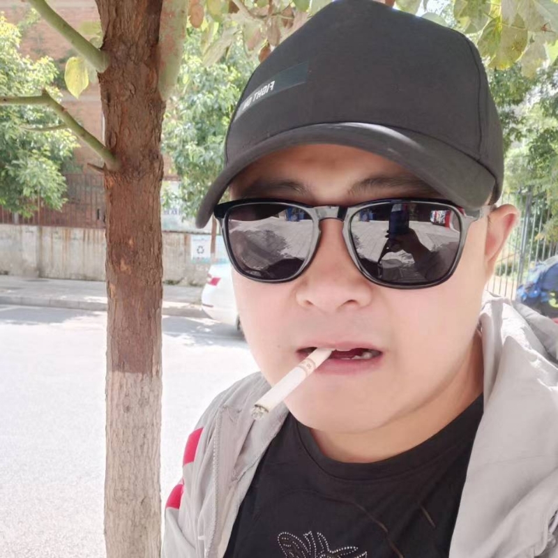 瞄小七的第一张照片--珠海相亲服务中心