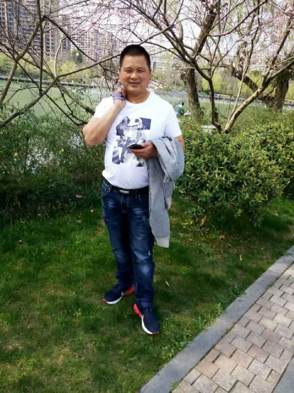 纯爷们的第一张照片--珠海相亲服务中心
