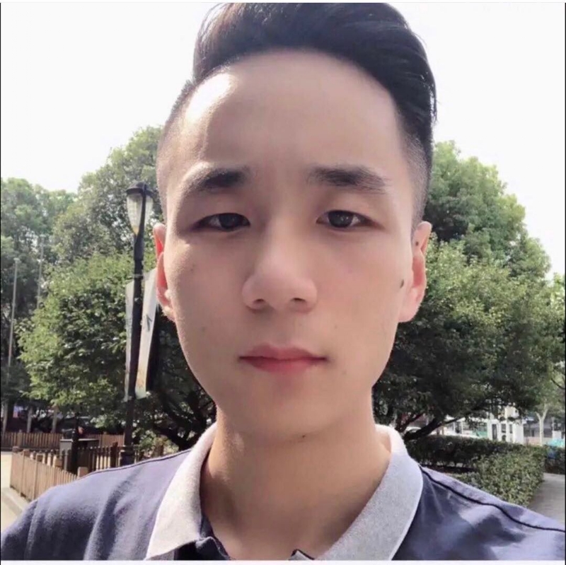 期待八月的雨的第一张照片--珠海相亲服务中心