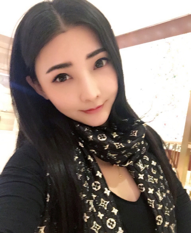 詩詩的第一张照片--珠海相亲服务中心