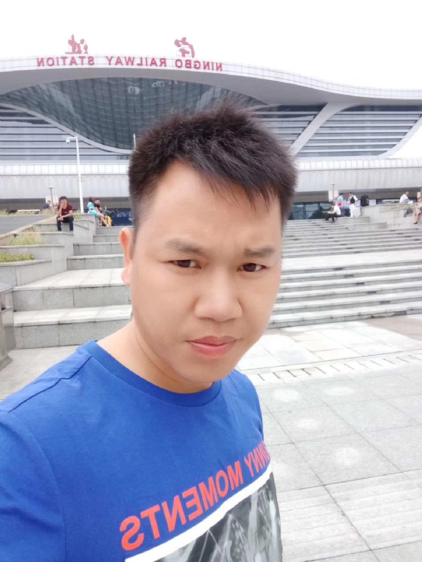 笑对人生的第一张照片--珠海相亲服务中心