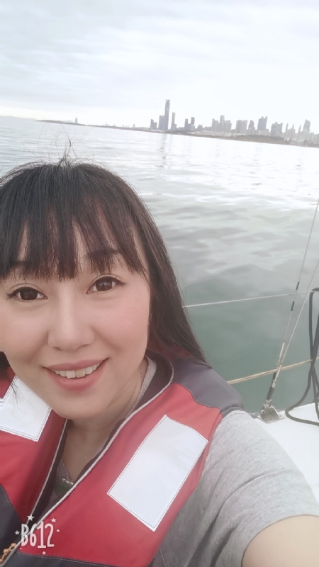 月的第二张照片--珠海相亲服务中心