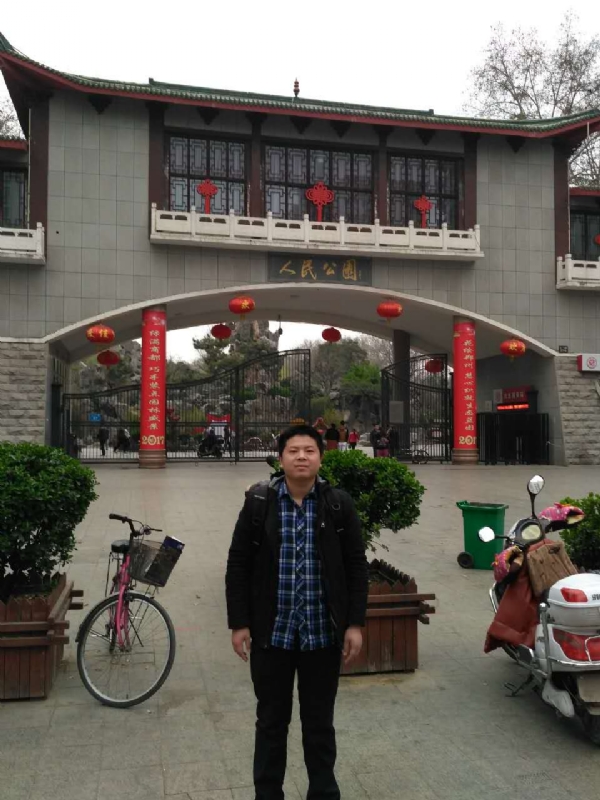 在奋斗的第四张照片--珠海相亲服务中心