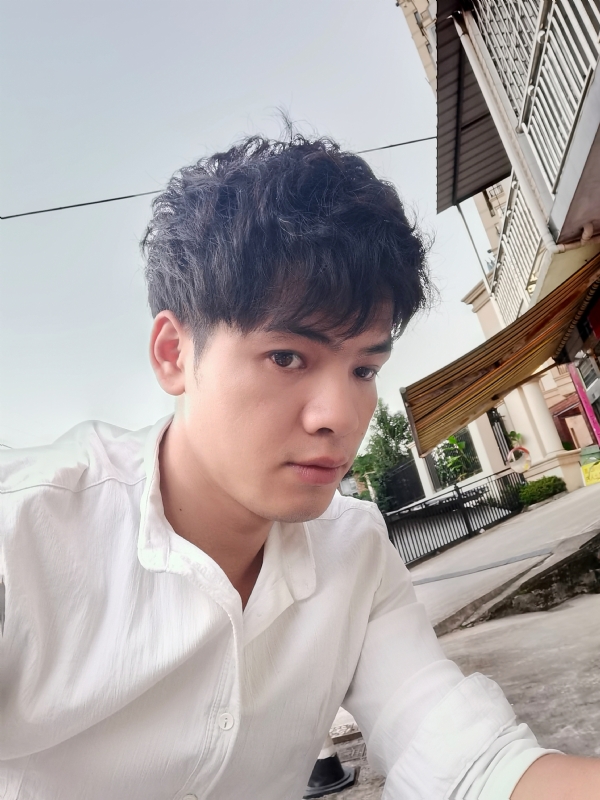 幕后老板的第一张照片--珠海相亲服务中心