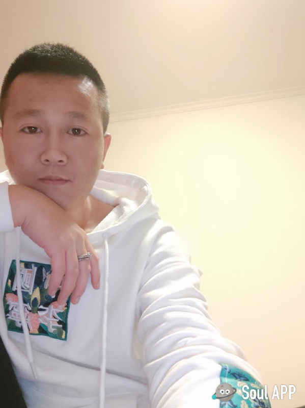 Away的第一张照片--珠海相亲服务中心