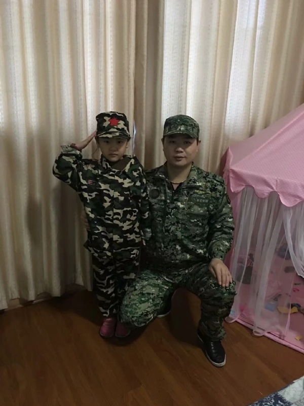 俗人的第一张照片--珠海相亲服务中心