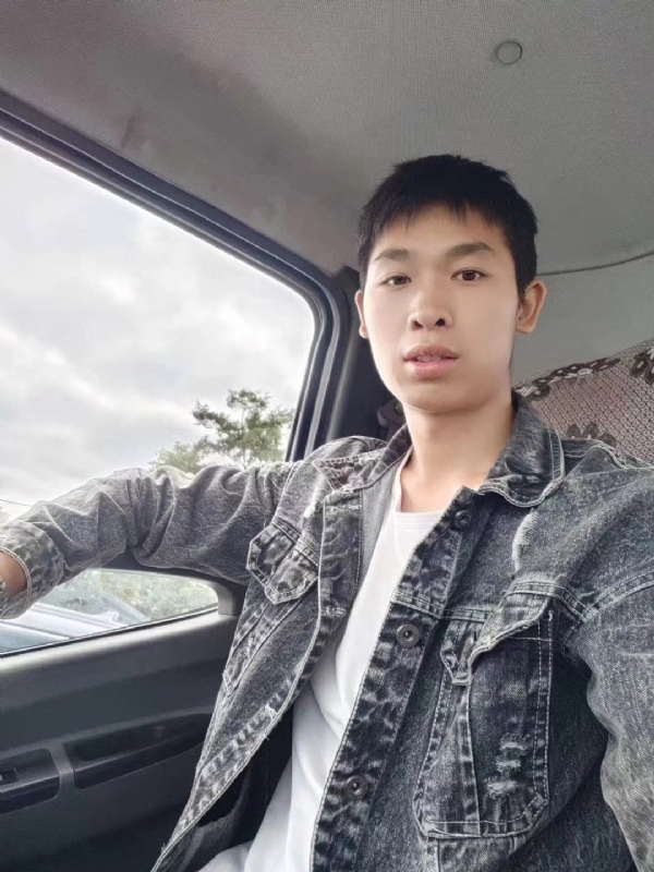 康康的第一张照片--珠海相亲服务中心