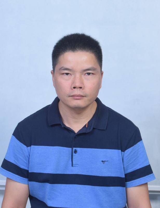 古男的第一张照片--珠海相亲服务中心
