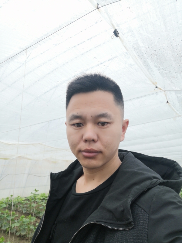宇成的第一张照片--珠海相亲服务中心