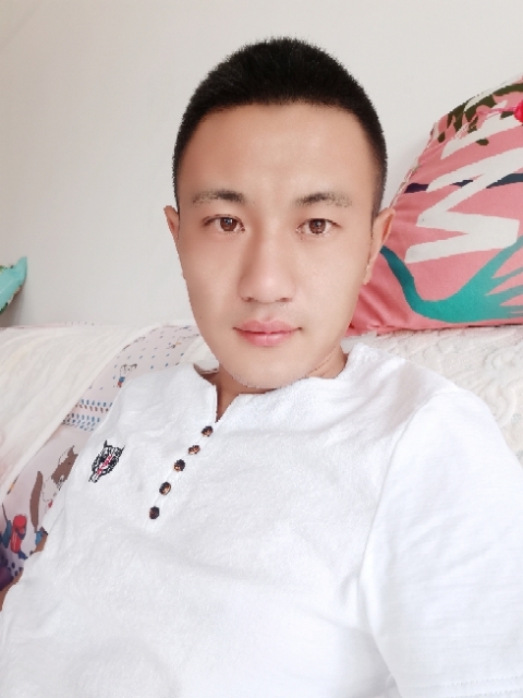 海阔天空的第一张照片--珠海相亲服务中心