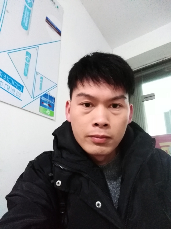 微笑的第一张照片--珠海相亲服务中心