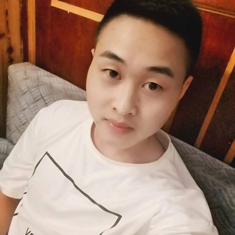 娃娃脸小爸爸的第二张照片--珠海相亲服务中心