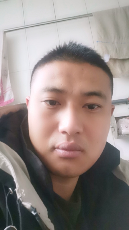 烟花再美不过瞬间的第一张照片--珠海相亲服务中心