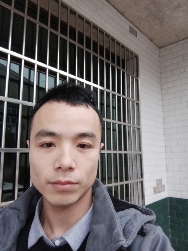 笑得那么开心的第三张照片--珠海相亲服务中心