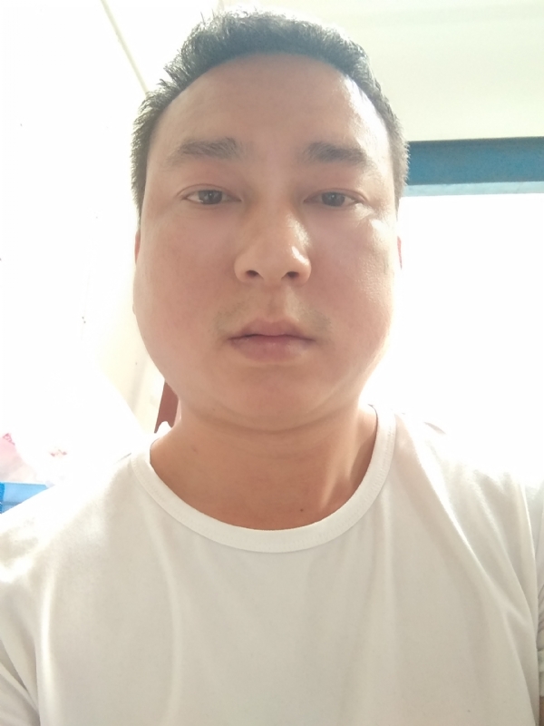 大叔的第一张照片--珠海相亲服务中心