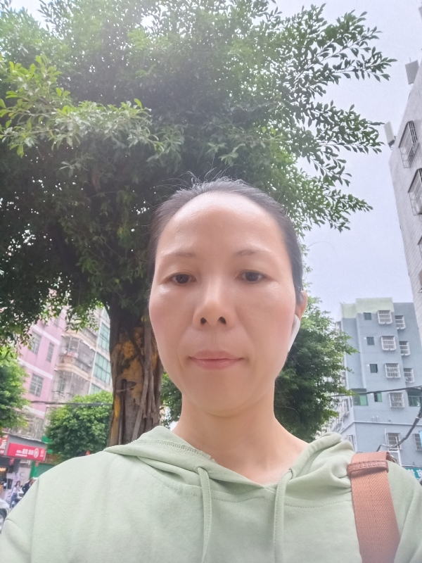 容容的第一张照片--珠海相亲服务中心