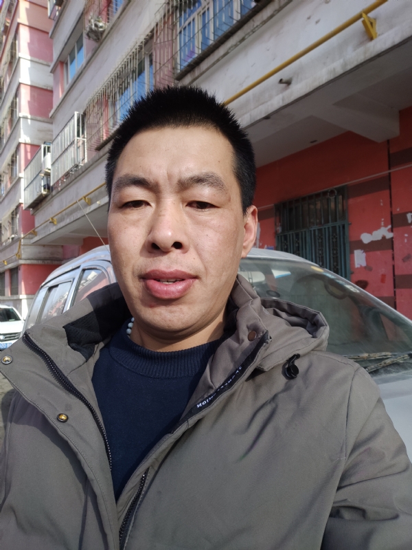 华哥的第一张照片--珠海相亲服务中心