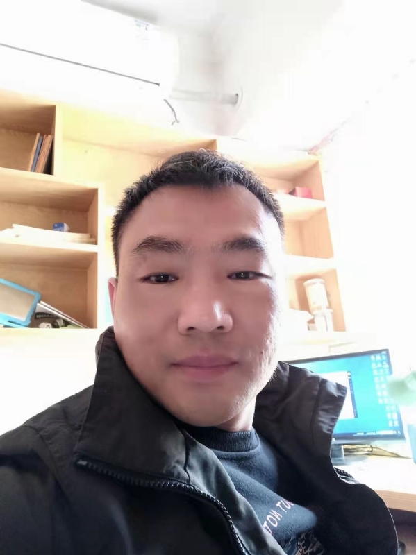 向前葱的第一张照片--珠海相亲服务中心