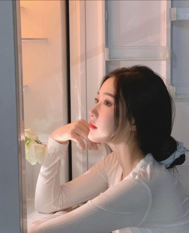 風吹過臉頰的第一张照片--珠海相亲服务中心