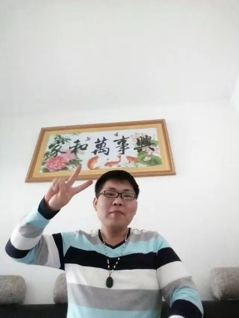 快乐就好的第一张照片--珠海相亲服务中心