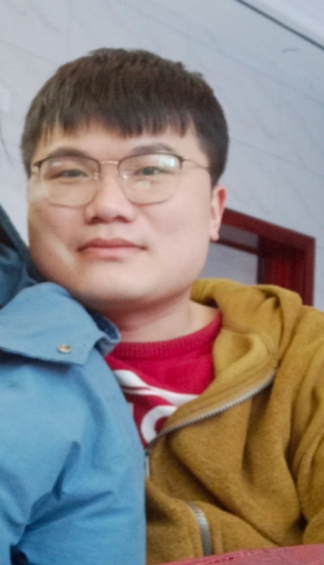李文陆的第三张照片--珠海相亲服务中心