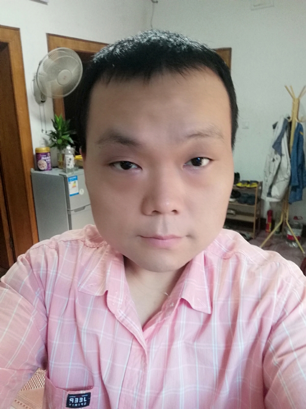 人人的第二张照片--珠海相亲服务中心