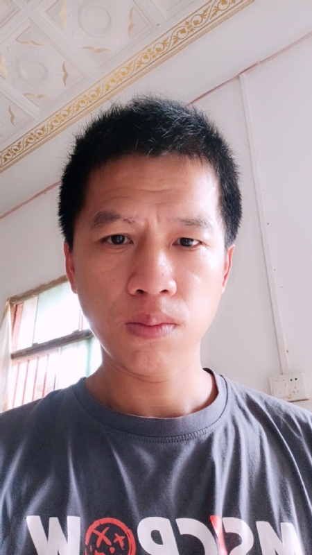 人都再努力的第一张照片--珠海相亲服务中心