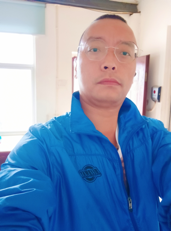 通海混混的第一张照片--珠海相亲服务中心