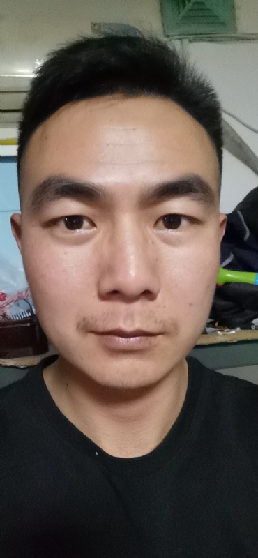 朴实无华的第一张照片--珠海相亲服务中心