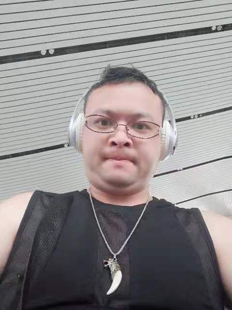 醉叶孤城的第一张照片--珠海相亲服务中心