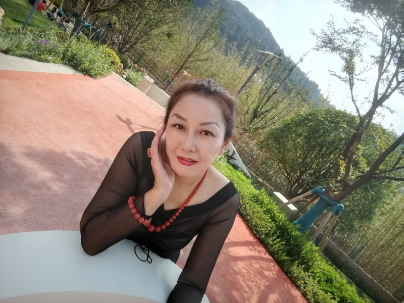 珠砂痣的第二张照片--珠海相亲服务中心