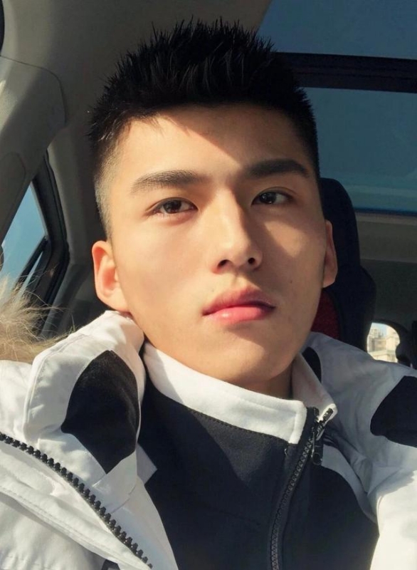 飞翔的第一张照片--珠海相亲服务中心